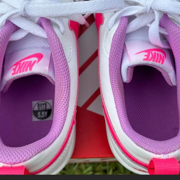 WOMEN'S SIZE 7 NIKE COURT BOROUGH LOW 2 (GS] - Picture 6 of 7